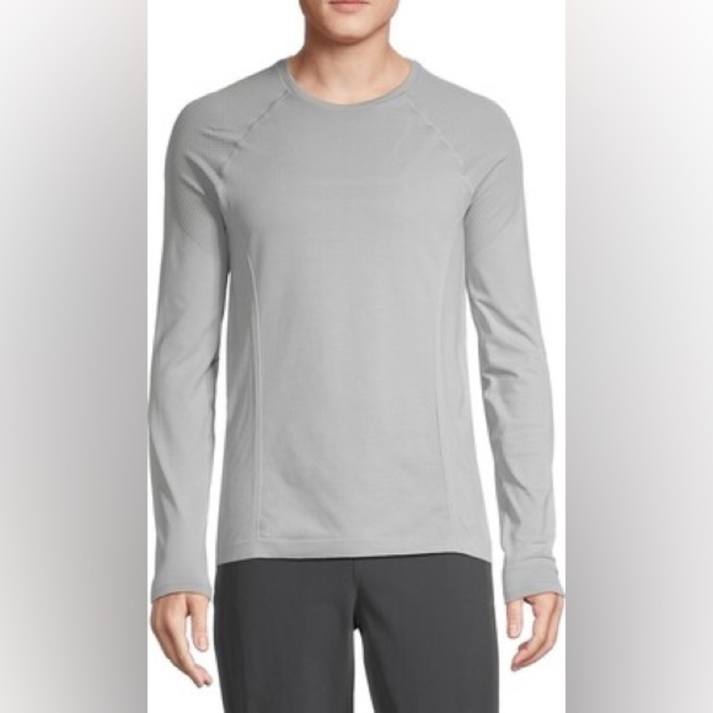ALO Yoga Light Gray Performance Top